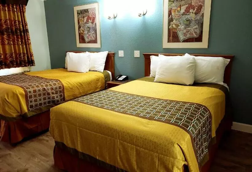２ダブルベッドのスタンダードルーム, Econo Lodge Richmond North Chesterfield