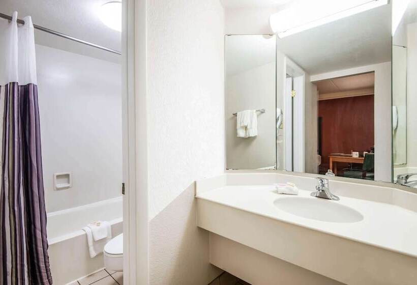 2ダブルベッドのスタンダードルーム, La Quinta Inn By Wyndham Colorado Springs Garden Of The Gods