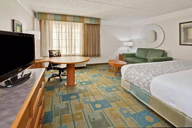 اتاق لوکس با تخت بزرگ, La Quinta By Wyndham Ft. Lauderdale Airport