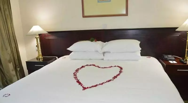 اتاق استاندارد با تخت بزرگ برای معلولان, La Quinta By Wyndham Ft. Lauderdale Airport