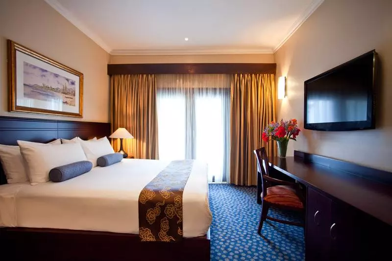 اتاق استاندارد با تخت بزرگ برای معلولان, La Quinta By Wyndham Ft. Lauderdale Airport