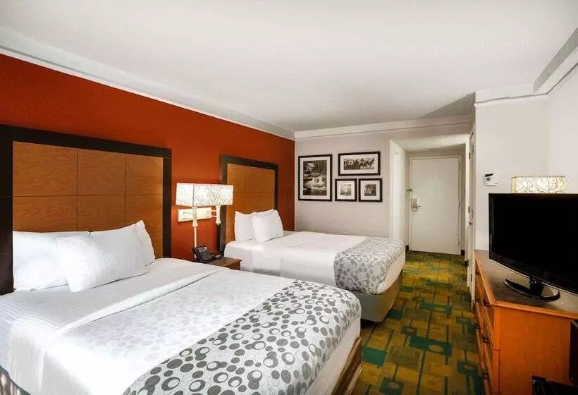 ２ダブルベッドのスタンダードルーム, La Quinta By Wyndham Nashville Airport/opryland