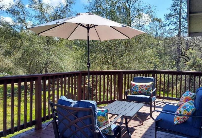 디럭스 룸, Little Valley Inn