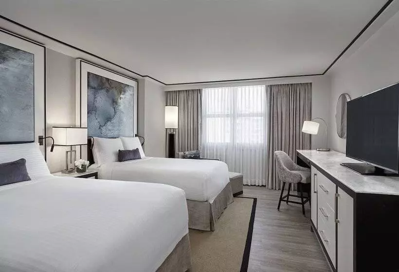 اتاق استاندارد با 2 تخت دوبل, Loews Miami Beach