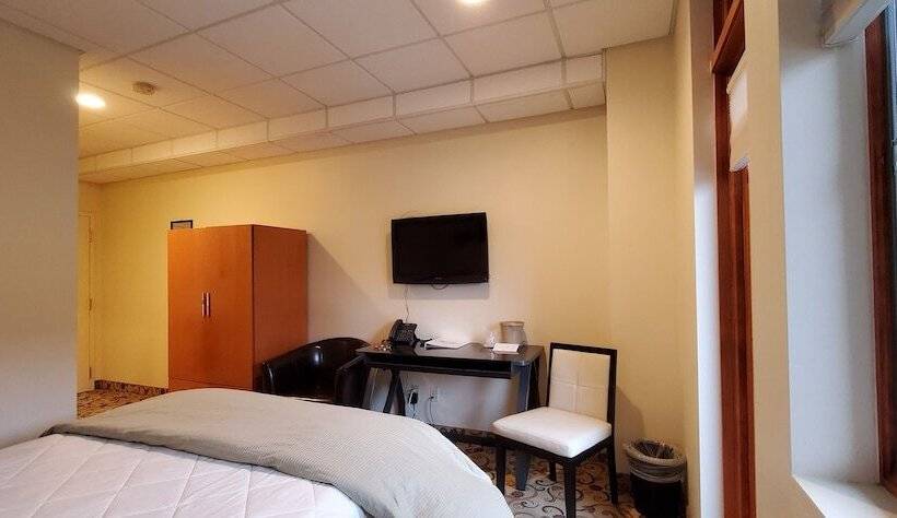 غرفة قياسية, Lowell Inn