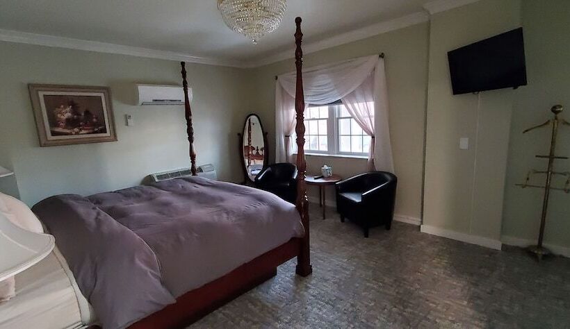 غرفة ديلوكس, Lowell Inn