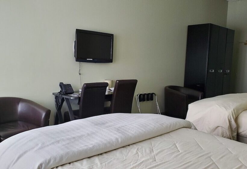 غرفة ديلوكس رباعية, Lowell Inn