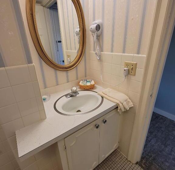 Номер Deluxe Кровать Кинг, Lowell Inn