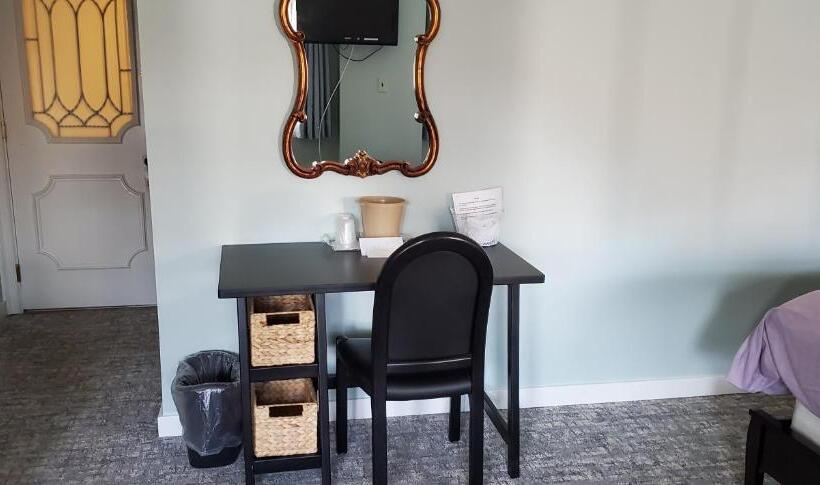 غرفة ديلوكس سرير كينج, Lowell Inn