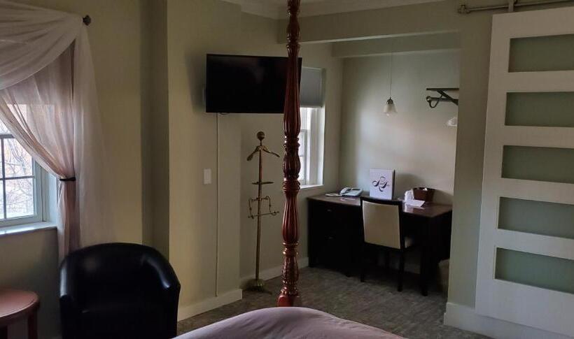 غرفة ديلوكس, Lowell Inn