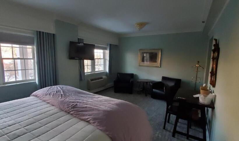 Номер Deluxe Кровать Кинг, Lowell Inn