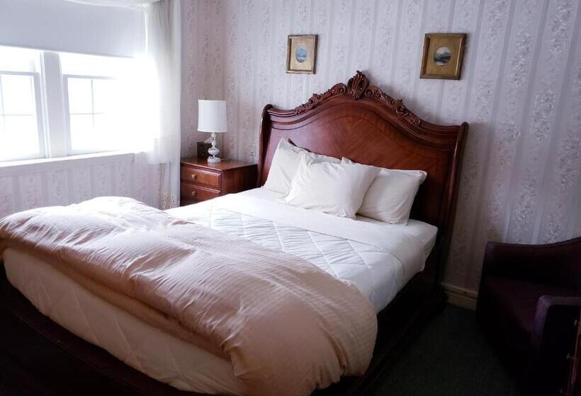 غرفة قياسية, Lowell Inn