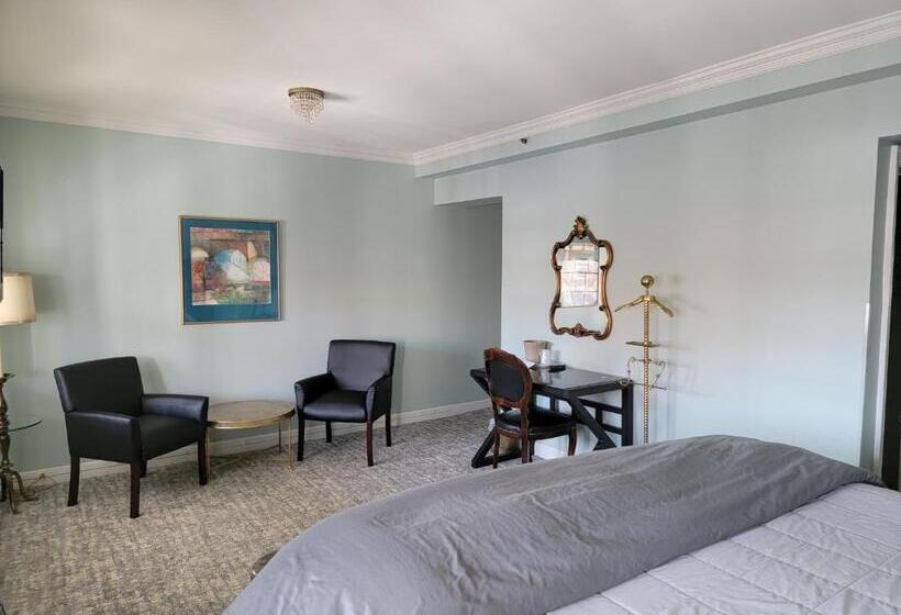 غرفة ديلوكس سرير كينج, Lowell Inn