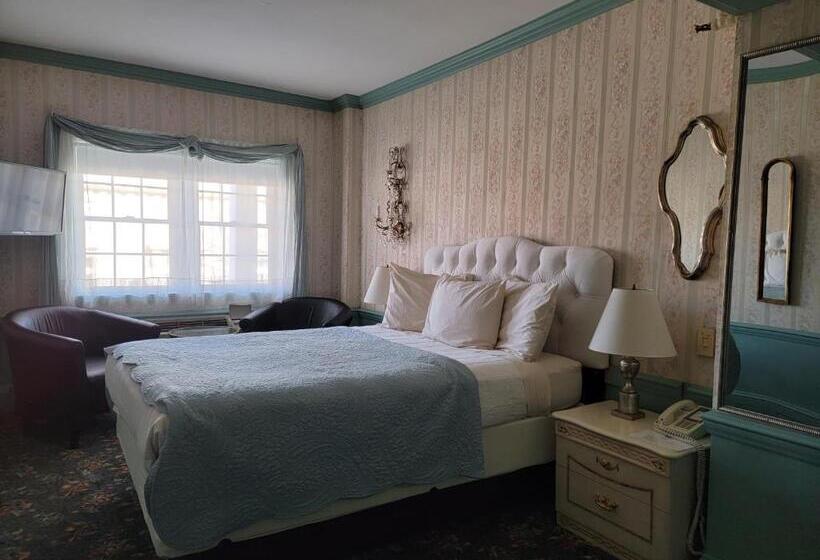 غرفة قياسية, Lowell Inn