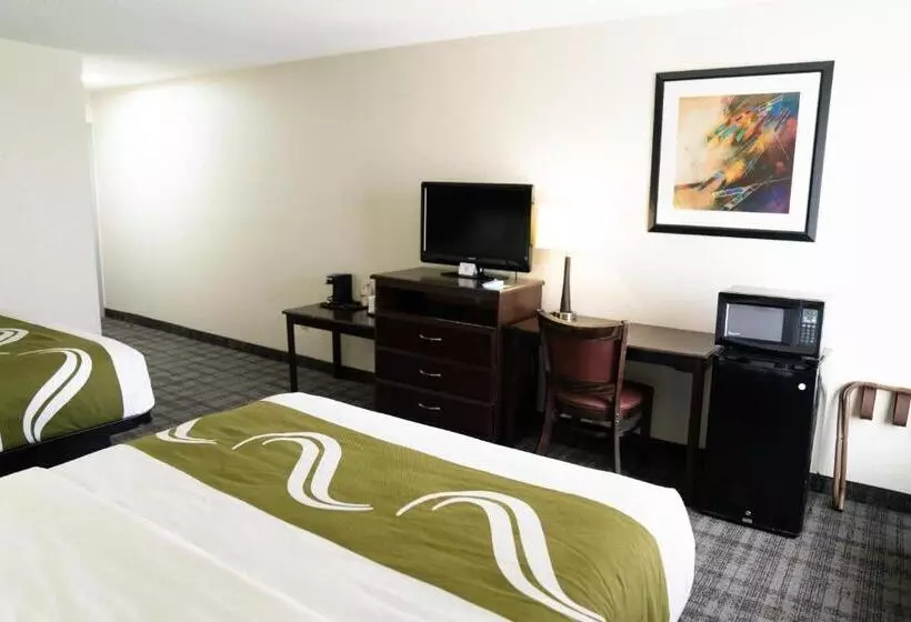 スタンダードルーム, Quality Inn Seymour I65