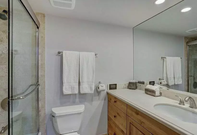スタンダードスタジオ, Lodge At Vail, A Rockresort