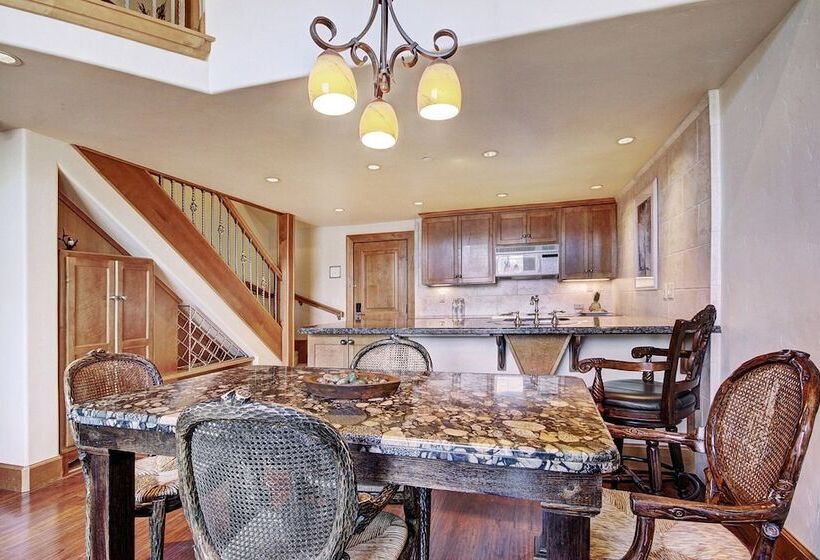 2침실 프리미엄 아파트, Lodge At Vail, A Rockresort