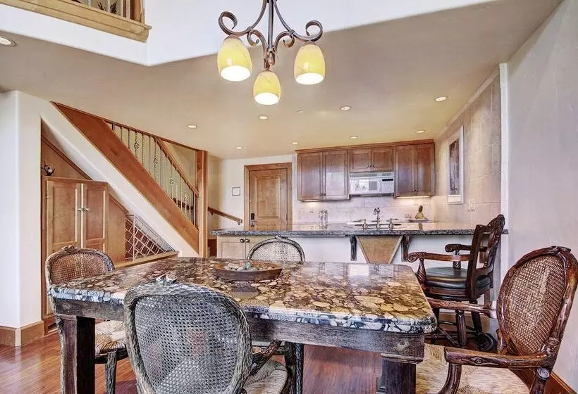 プレミアム２ベッドルームアパート, Lodge At Vail, A Rockresort