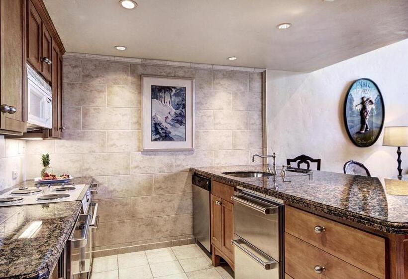 2 Bedroom Premium Apartment, Lodge At Vail, A Rockresort