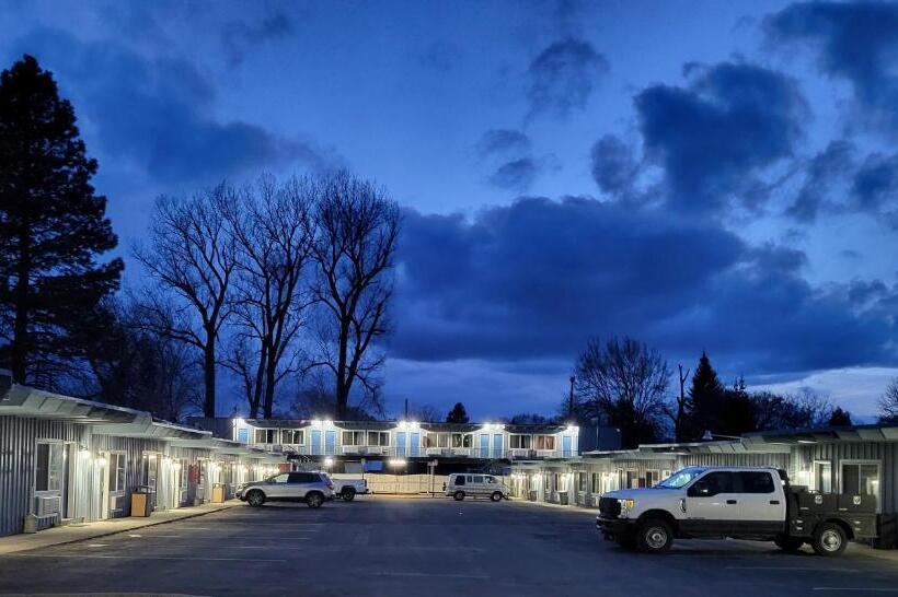 标准间, Lakeview Lodge Motel