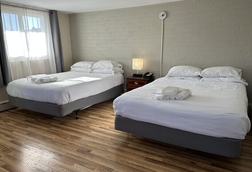 غرفة قياسية, The Lancaster Motel