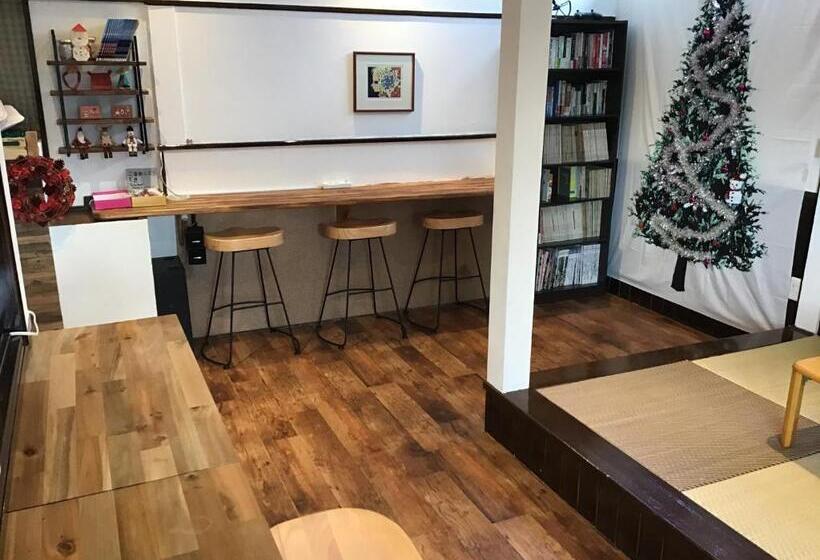 Семейный Номер, Kakunodate Guest House Choux