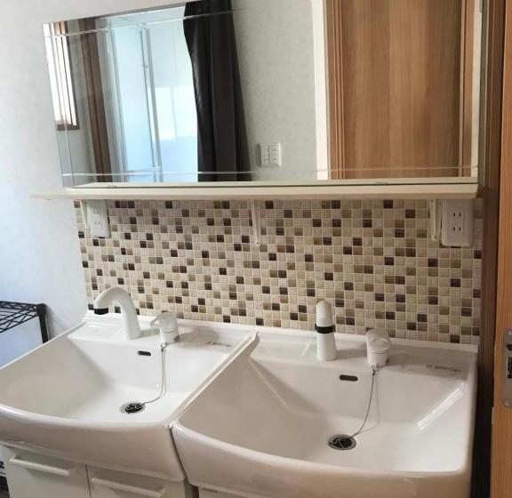 Семейный Номер, Kakunodate Guest House Choux