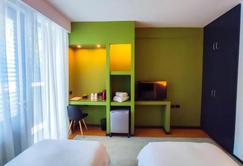 اتاق استاندارد, Dim S Hotel & Restaurant