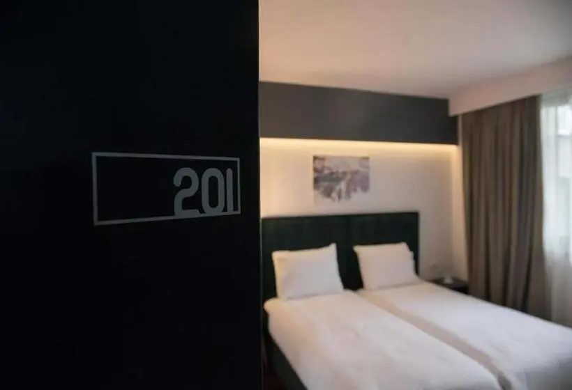 اتاق استاندارد, Dim S Hotel & Restaurant
