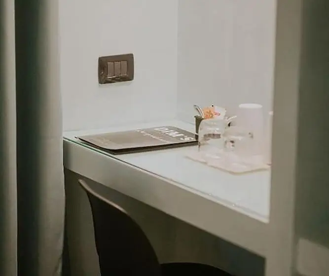 اتاق استاندارد, Dim S Hotel & Restaurant