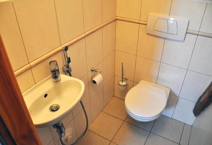 סוויטה, Penzion Diana