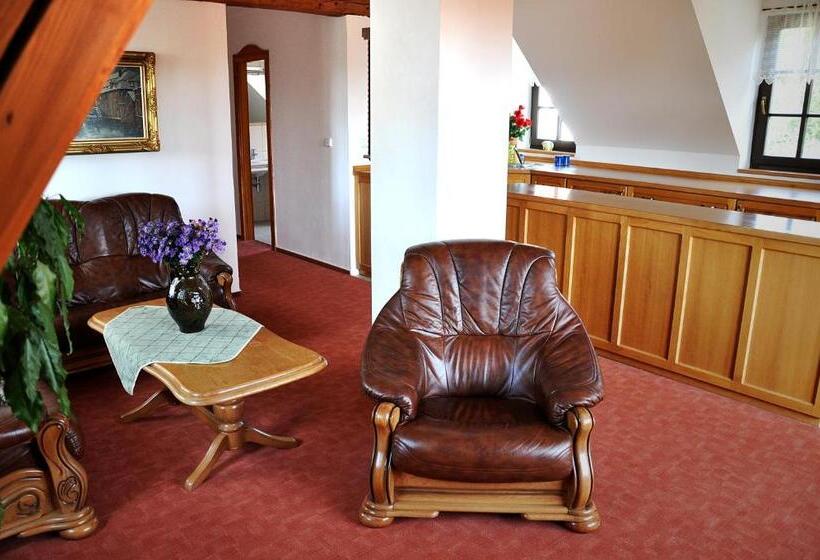 סוויטה, Penzion Diana