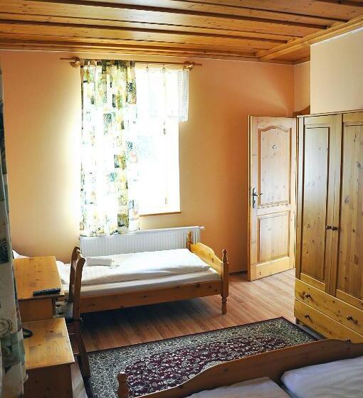 חדר קלאסי לשלושה, Penzion Diana