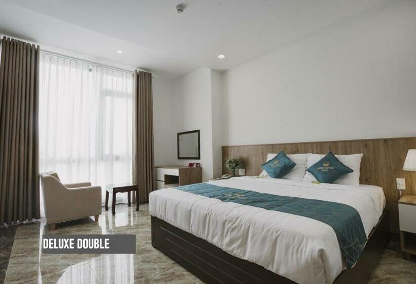 اتاق لوکس با تخت بزرگ, Ban Me Central