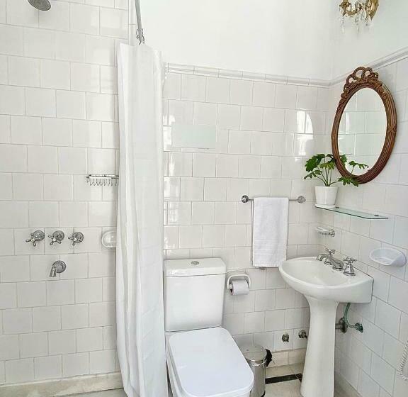 اتاق استاندارد, Chemin