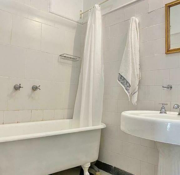 اتاق استاندارد, Chemin