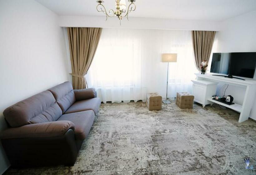 דירת חדר, La Belle Epoque