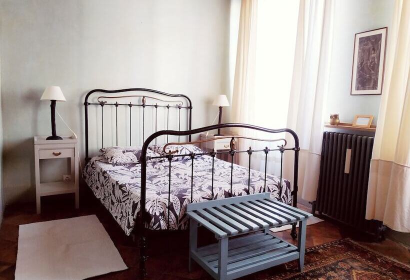 Номер Стандарт, Rue Du Château