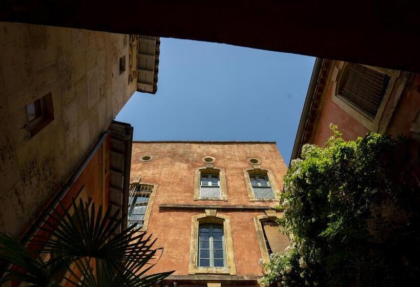 Номер Стандарт Вид на Сад, Rue Du Château