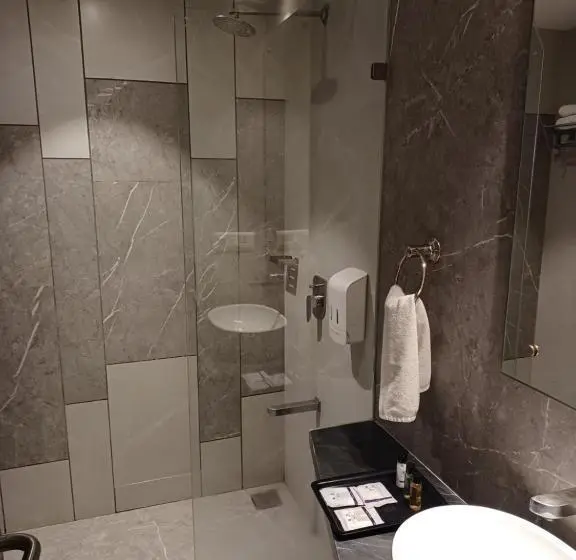 اتاق استاندارد, Click Hotel Aurangabad