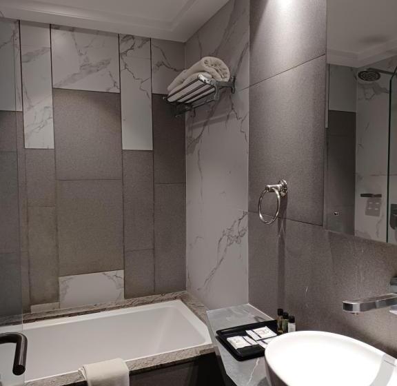 プレミアムルーム, Click Hotel Aurangabad