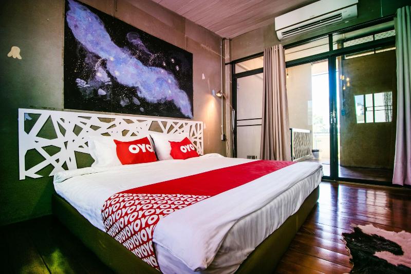 اتاق لوکس, Enter Space