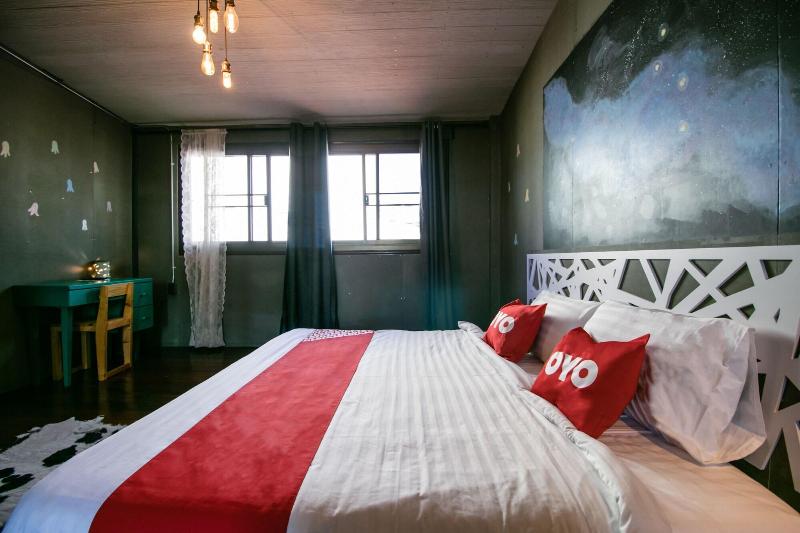 اتاق لوکس, Enter Space