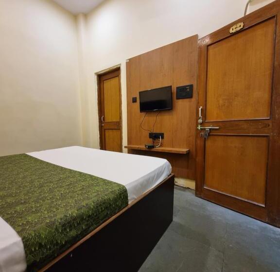 غرفة إقتصادية, Shree Shivtam