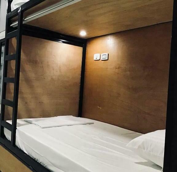 ファミリールーム, Nueve Uno Hostel