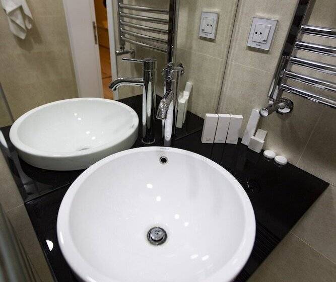 اتاق لوکس, Almabagi Hotel&villas