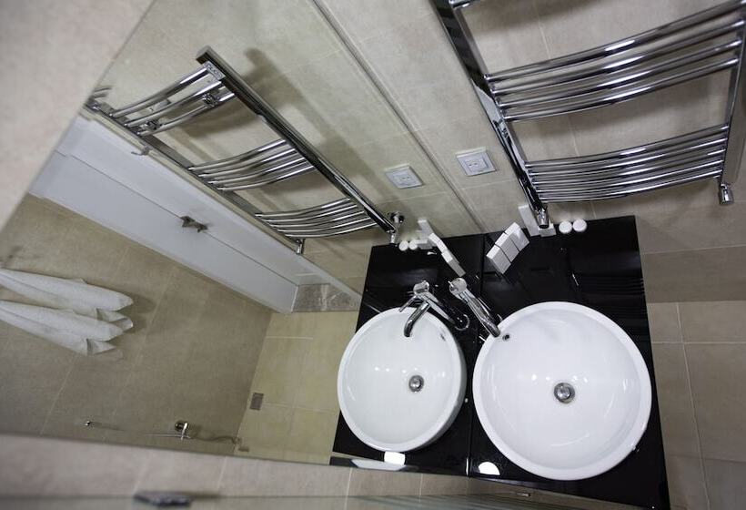 اتاق لوکس, Almabagi Hotel&villas