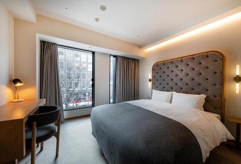 Номер Стандартный Кровать Куин, The Knot Sapporo
