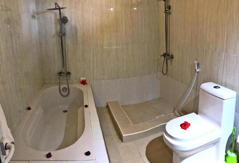 جناح عائلي, Zanpalm Boutique