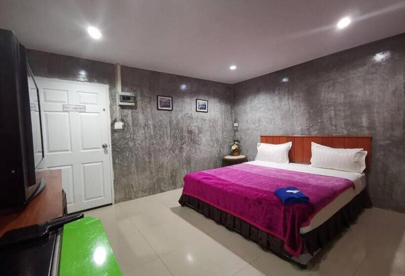 带大床的高级房间, Ban Kaew Guesthouse Songkhla